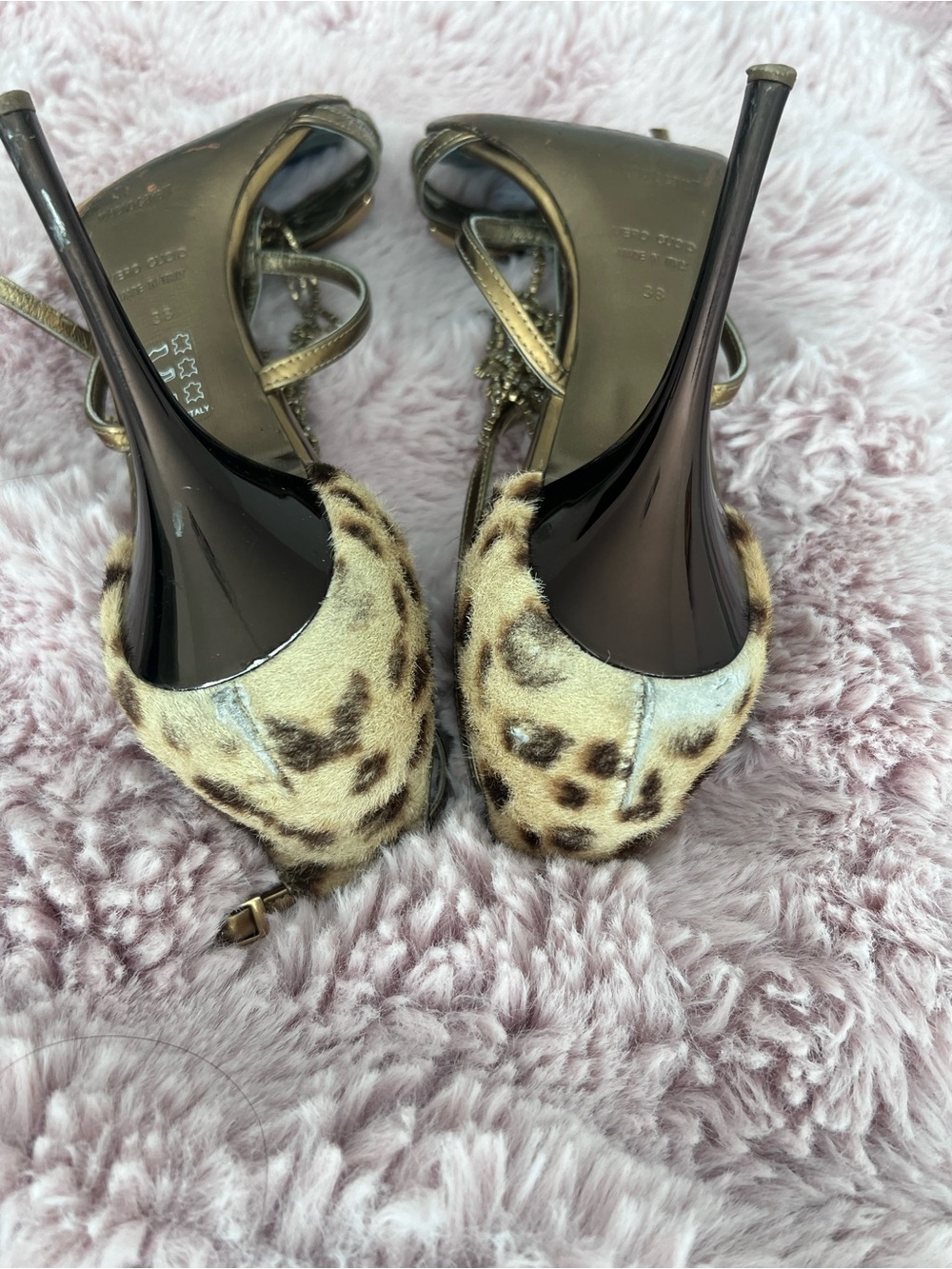 Vintage Roberto Cavalli Gold Strappy Heeled Sandals Turquoise soles 💙 

size 38 - Picture 7 of 14